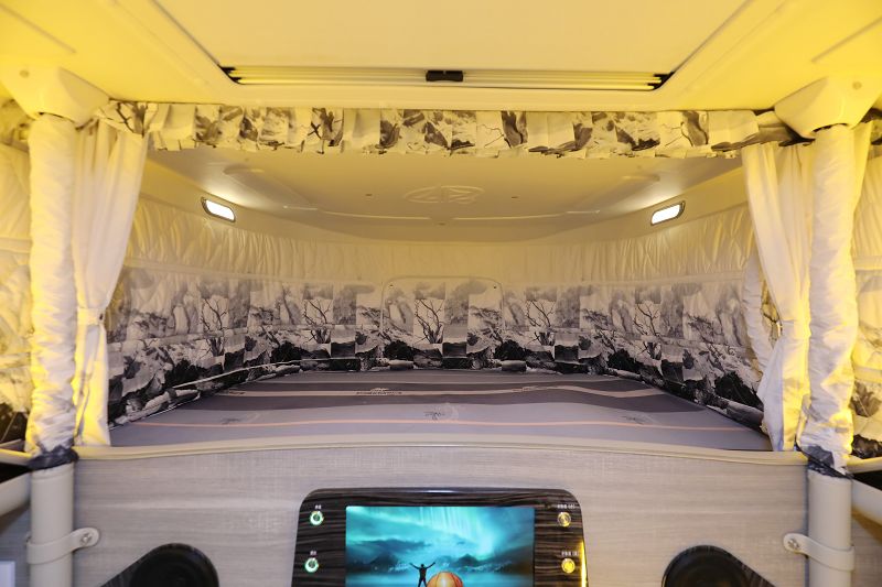 4 over cab of 1 Star Boundless DM2224 AWD Off Road Motorhome002 4 over cab of 1 Star Boundless DM2224 AWD Off Road Motorhome002